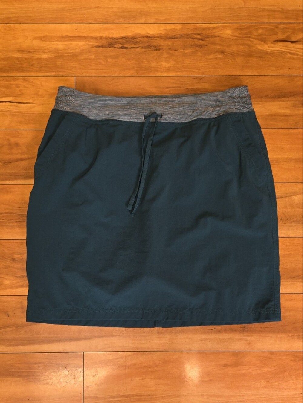 Duluth Trading Co Armachillo Cooling Woven Casual Active Skort Teal Size 14